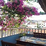 Casa Magnolia Boutique Rooms